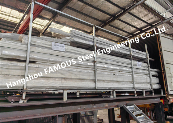 Chiny 2400 Sqm PVDF Szklana ściana osłonowa Okno komercyjne Żaluzja aluminiowa dostawca