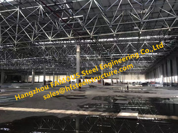 Chiny Wykonane na zamówienie metalowe konstrukcje stalowe z materiałem Q235B / Q345B, długa żywotność dostawca