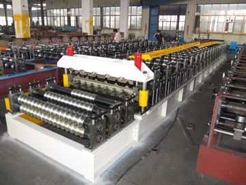 Chiny Podwójna warstwa Maszyna do formowania rolek falistych 5.5KW w łańcuchu dostawca