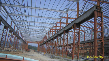 Chiny Prefabrykowane konstrukcje i konstrukcje stalowych konstrukcji przemysłowych dzięki technologii CE / ISO dostawca