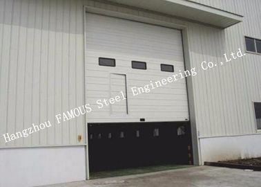 Chiny Drzwi przemysłowe garażowe o dużej prędkości podnoszą drzwi roletowe z bramą dla pieszych dostawca