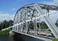 Wieloprzęsłowy dźwigar stalowy jednopasmowy Bailey Mosty konstrukcyjne deskowanie kratownicowe dostawca