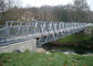 UK Standardowy zmontowany tymczasowy stalowy most Bailey Bridge dla pieszych Transport publiczny dostawca